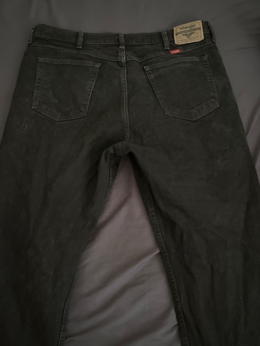 Wrangler Men’s Black Slim Straight Jeans